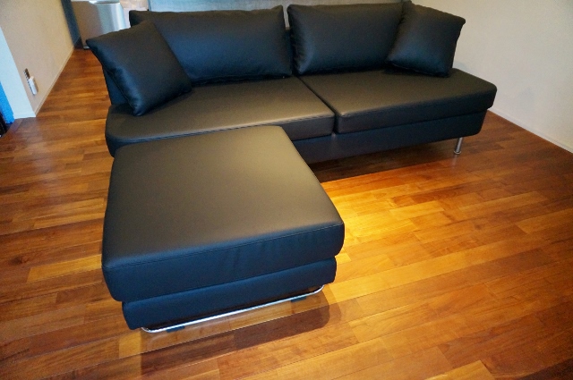 sofa+ottoman張替え　合皮